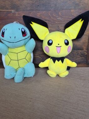 Pokemon plush Pikachu Squirtle Wct set of 2 Great condition Tongue out Pichu 8"